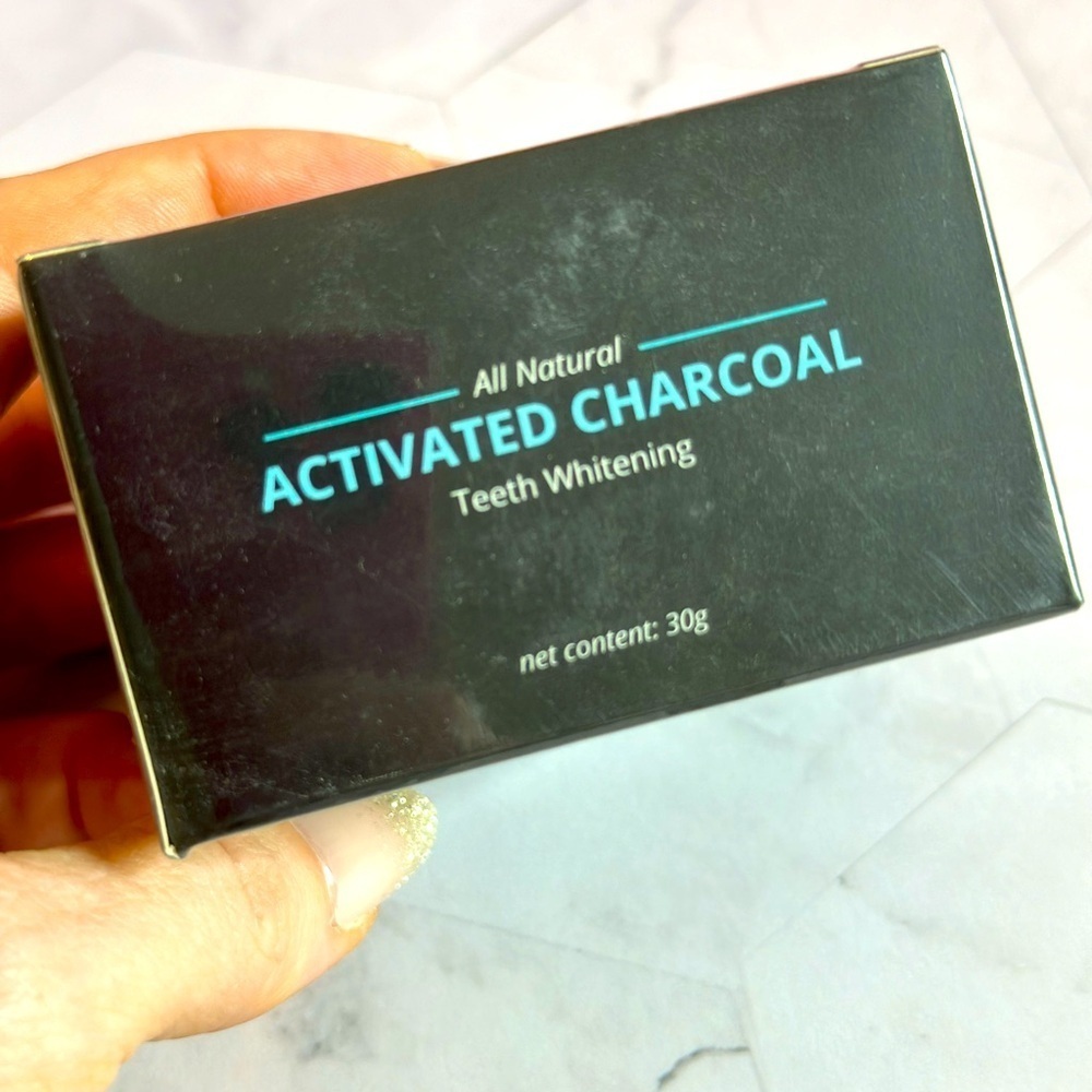 C + C Whitening Factory by Molr Dental Club - 30g - Picture 2 of 4